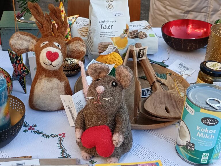 Weih­nachts­markt auf dem Lin­den­platz 06.–07.12.2025